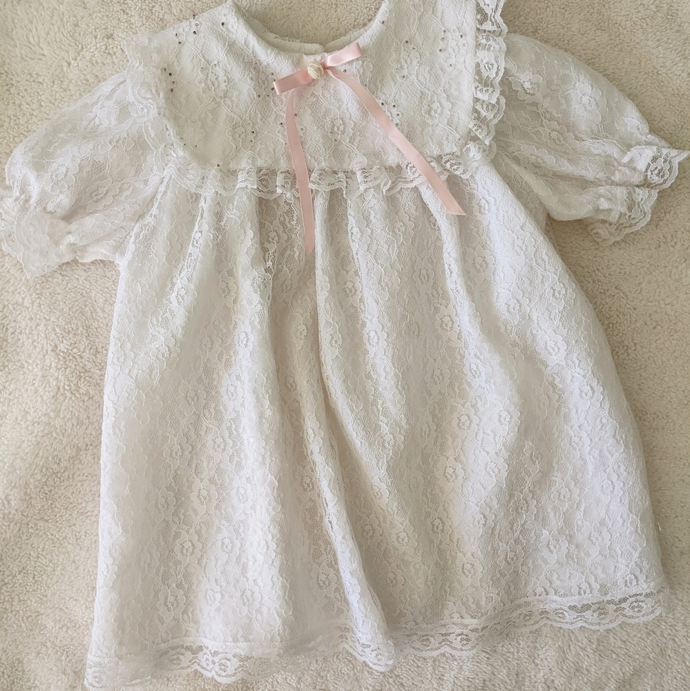 The Ribbons and Lace Collection Vintage White Lace baby doll dress. Size 18M
